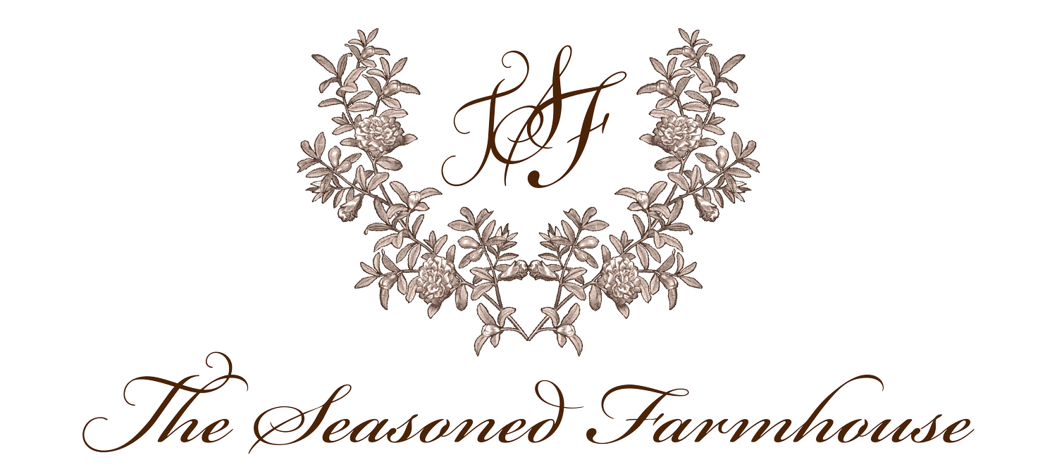 The Seasoned Farmhouse Logo